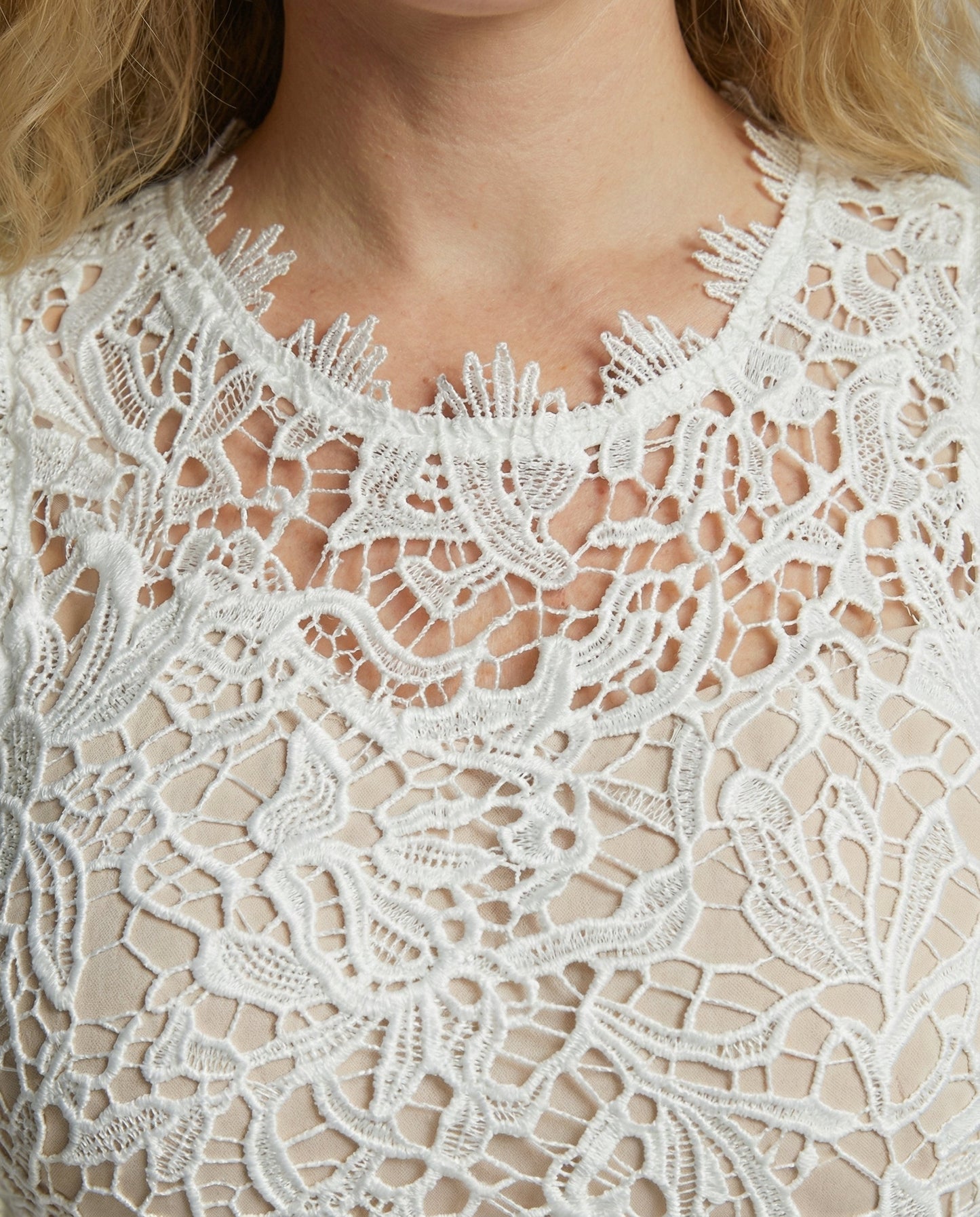Women's Lace Maxi Dress for Summer Occasions | Serenza London