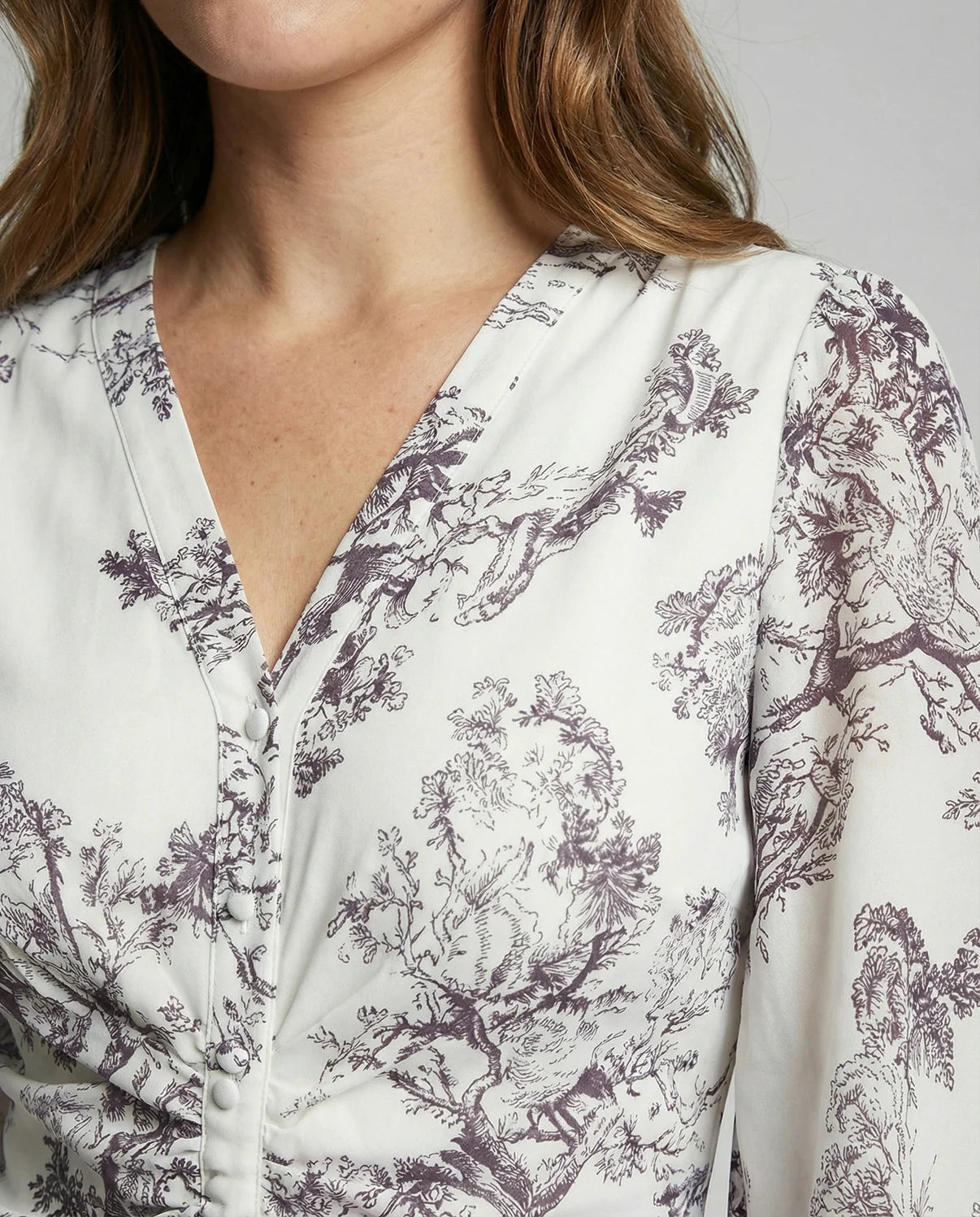 Amelia | Flowy V-neck Chiffon Dress with Drawstring Waist
